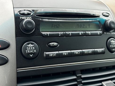 Used 2008 Toyota Sienna LE FWD image 18