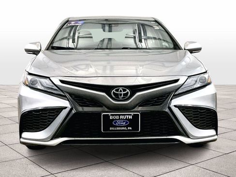 Used 2023 Toyota Camry XSE image 3
