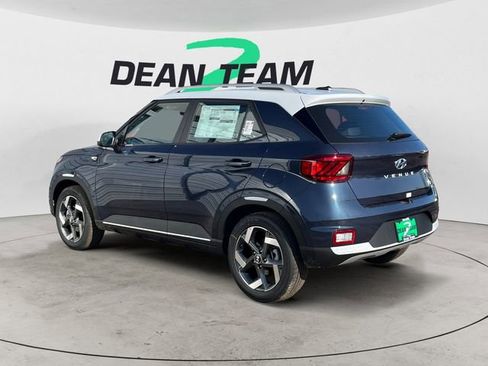 New 2026 Hyundai Venue SEL FWD image 5