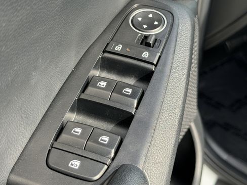 Certified 2024 Kia Seltos S image 14