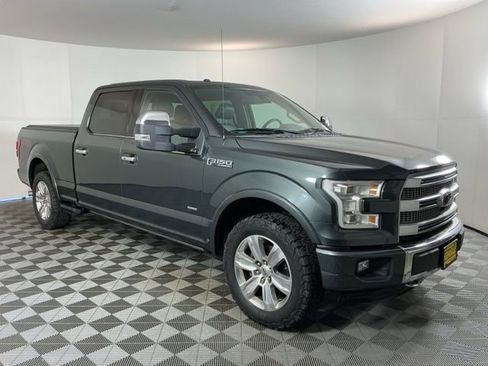 Used 2015 Ford F150 Platinum w/ Equipment Group 701A Luxury image 3