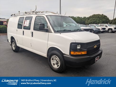 Used 2015 Chevrolet Express 2500 image 1