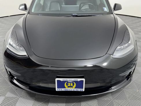 Used 2018 Tesla Model 3 Long Range RWD image 3
