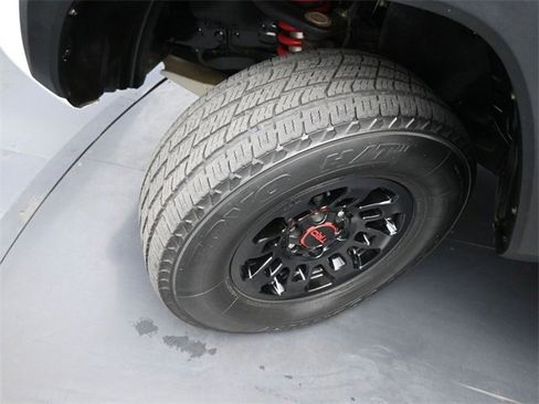 Used 2019 Toyota Tacoma TRD Pro image 31