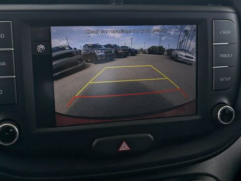 Used 2024 Kia Soul LX w/ Option Group 015 FWD image 11