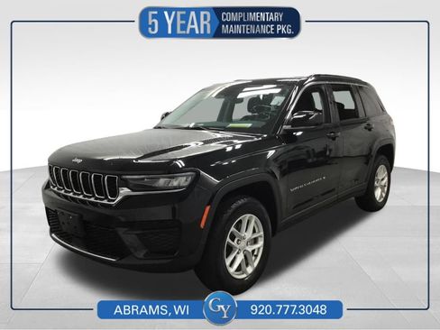 Used 2023 Jeep Grand Cherokee Laredo AWD/4WD image 1