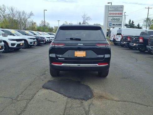 Certified 2023 Jeep Grand Cherokee Limited AWD/4WD image 6