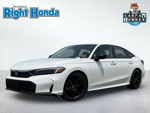 Used 2025 Honda Civic Sport image 1