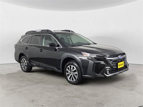 Certified 2025 Subaru Outback Premium image 7