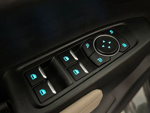 New 2025 Ford Ranger XLT w/ Equipment Group 301A High image 18