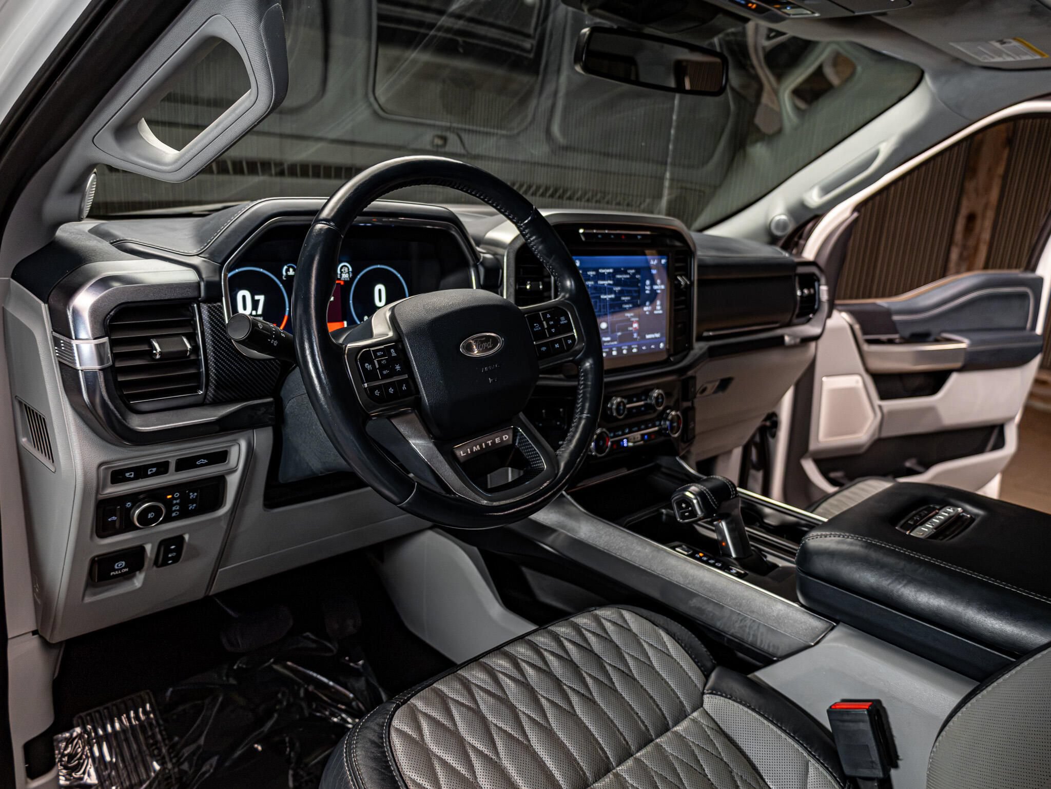 Used 2022 Ford F150 Limited AWD/4WD image 17