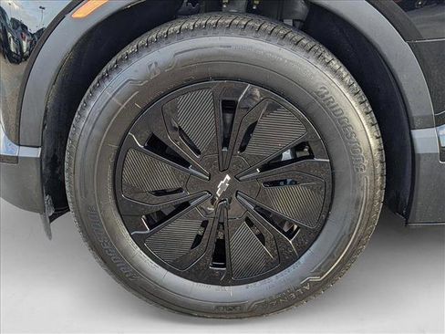 New 2025 Chevrolet Blazer EV LT AWD/4WD image 9