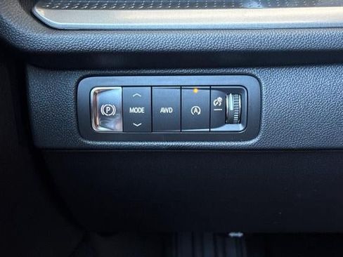 New 2026 Chevrolet Traverse LT w/ Enhanced Driving Package AWD/4WD image 32