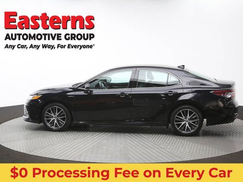 Used 2022 Toyota Camry XLE FWD image 60