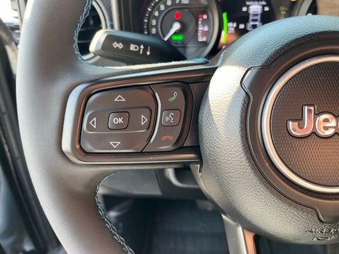 Used 2024 Jeep Wrangler Unlimited Rubicon 4xe image 29