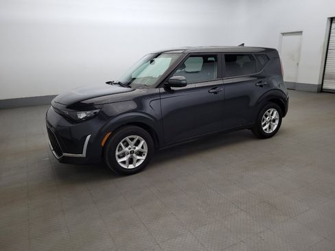 Used 2024 Kia Soul LX w/ Option Group 015 image 2