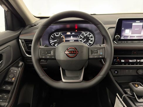 New 2026 Nissan Rogue SV image 17