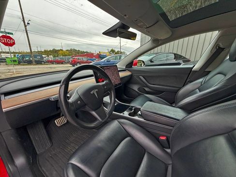 Used 2018 Tesla Model 3 Long Range image 9