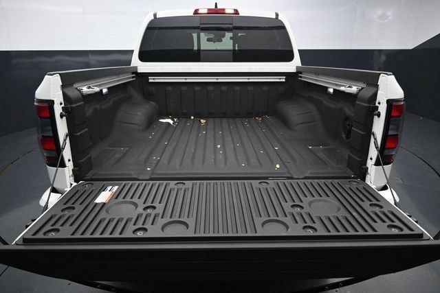 Used 2026 Nissan Frontier SV w/ SV Convenience Package AWD/4WD image 9