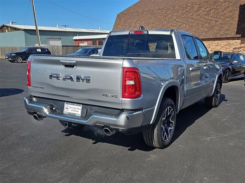 Used 2025 RAM 1500 Laramie image 7