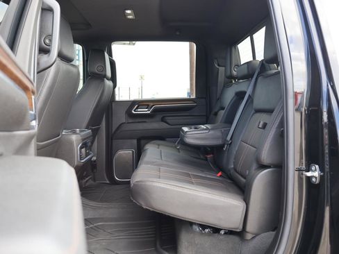 Used 2024 Chevrolet Silverado 2500 High Country w/ High Country Premium Package image 30