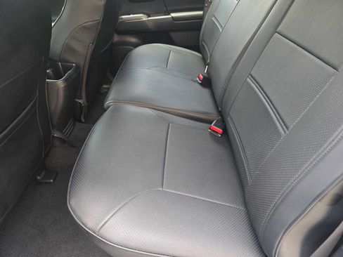 Used 2022 Toyota Tacoma TRD Sport w/ TRD Premium Sport Package RWD image 13