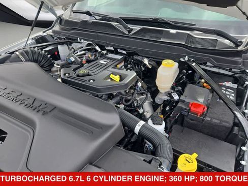New 2026 RAM 5500 Tradesman AWD/4WD image 13