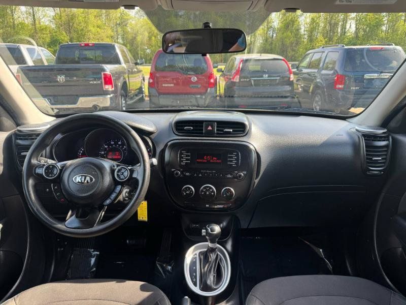 Used 2016 Kia Soul FWD image 17