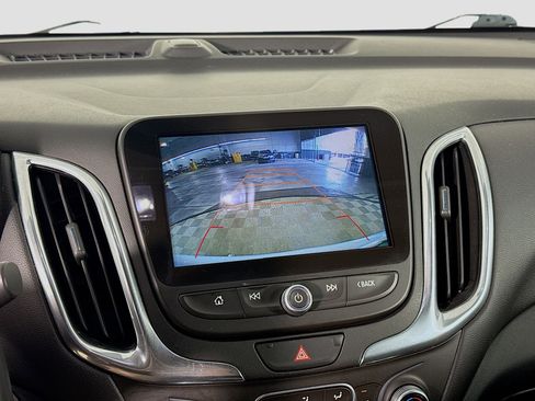 Used 2018 Chevrolet Equinox LT w/ Sun & Infotainment Package image 19