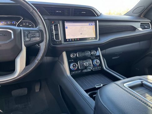 Used 2021 GMC Yukon Denali image 15