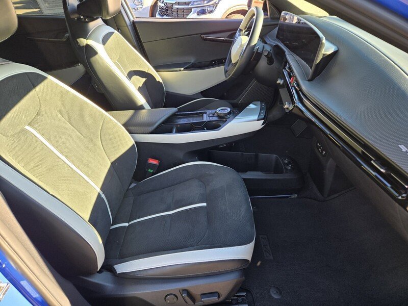 Used 2025 Kia EV6 GT-Line RWD image 16