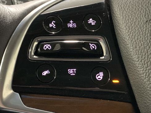 Used 2020 Cadillac Escalade Luxury w/ Escalade Sport Edition image 16