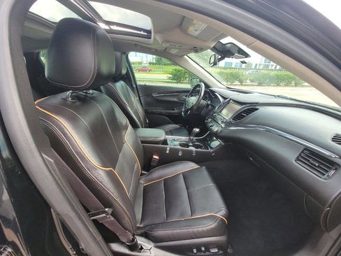 Used 2017 Chevrolet Impala Premier w/ Enhanced Convenience Package image 9