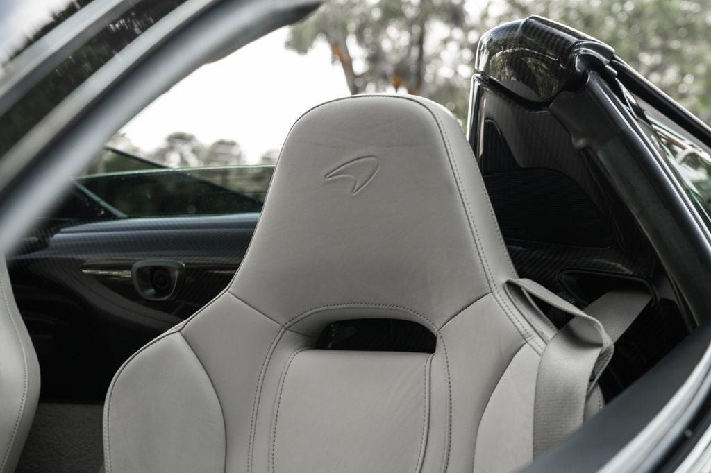 Used 2020 McLaren 720S Spider RWD image 27