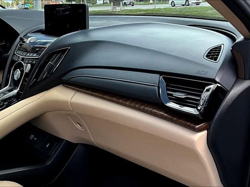 Used 2021 Acura RDX FWD w/ Advance Package image 18