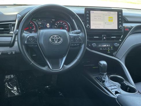 Used 2023 Toyota Camry XSE FWD image 8