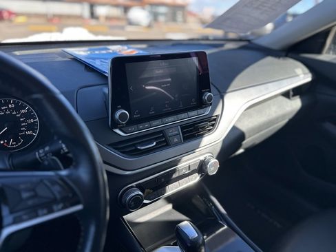 Used 2023 Nissan Altima 2.5 SR image 18