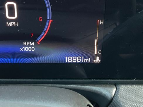 Used 2025 Chevrolet TrailBlazer LT image 36