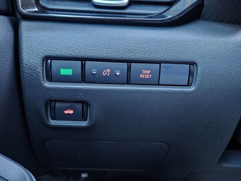 Used 2023 Nissan Sentra SV image 25