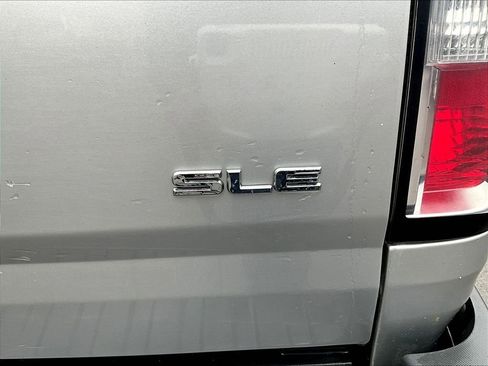 Used 2015 GMC Canyon SLE image 8