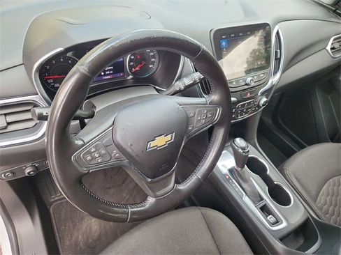 Certified 2021 Chevrolet Equinox LT image 10