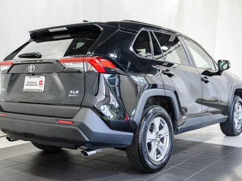 Used 2025 Toyota RAV4 XLE image 4
