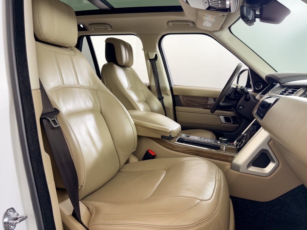 Used 2019 Land Rover Range Rover Supercharged AWD/4WD image 29