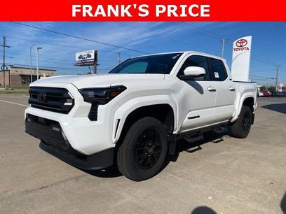New 2025 Toyota Tacoma SR5