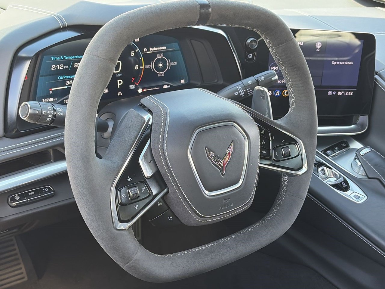 Used 2023 Chevrolet Corvette Stingray Premium Conv w/ Z51 Performance Package RWD image 16