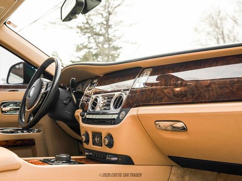 Used 2014 Rolls-Royce Ghost image 61