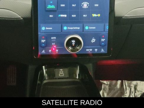 Used 2025 Ford Mustang Mach-E Premium image 25