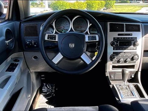 Used 2007 Dodge Charger SRT8 w/ SRT Option Group I RWD image 17