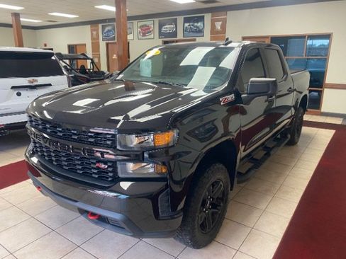 Used 2021 Chevrolet Silverado 1500 Custom Trail Boss AWD/4WD image 1