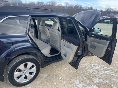 Used 2012 Subaru Outback 2.5i Limited w/ Moonroof Pkg image 13